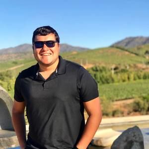 Meet your Posher, Troy